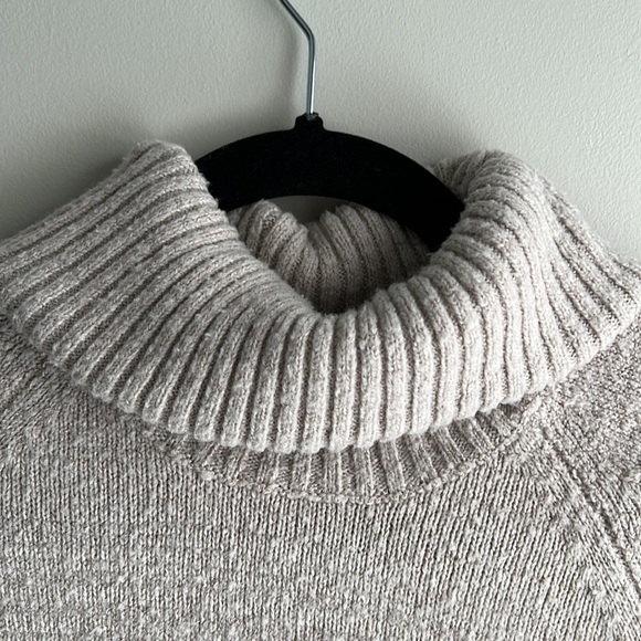 Dynamite Beige Turtleneck - Picture 2 of 5